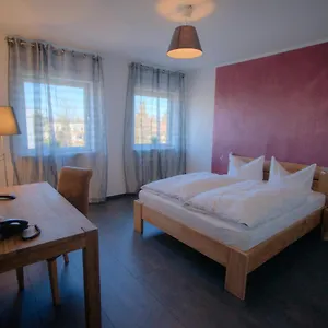 Hotel Mader, Ottobrunn